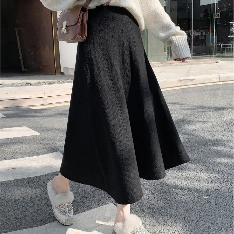Women's Cream Pleated Mid-Length Knitted Skirt Set - Image 8