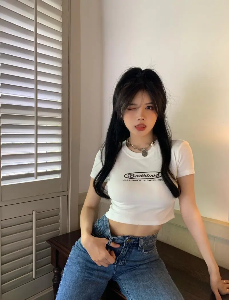 Women Black Letter Print Short T-Shirt Slim Fit 2025 — feature 4