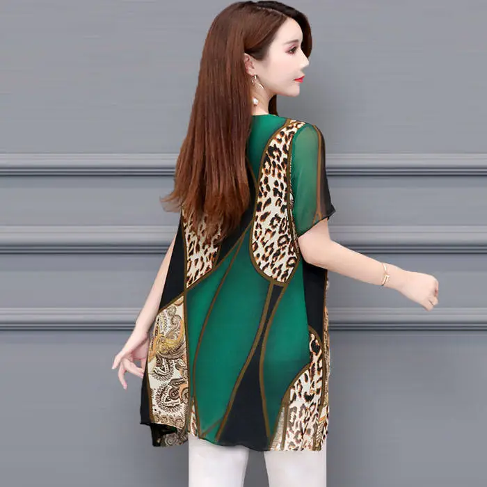 Women Digital Printed T-Shirt Red Leopard Print Mid Length - Image 7