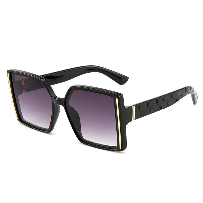 2022 Green Square Metal Sunglasses for Women