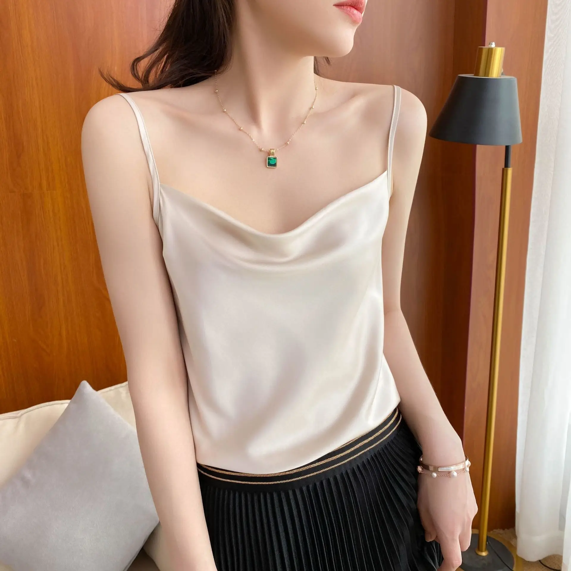 2023 V-Neck Satin Women's Sweater White - Image 7