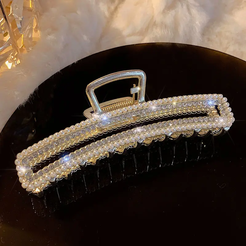 Elegant Pearl Clip Hairpin with Metal Clamp - Image 12