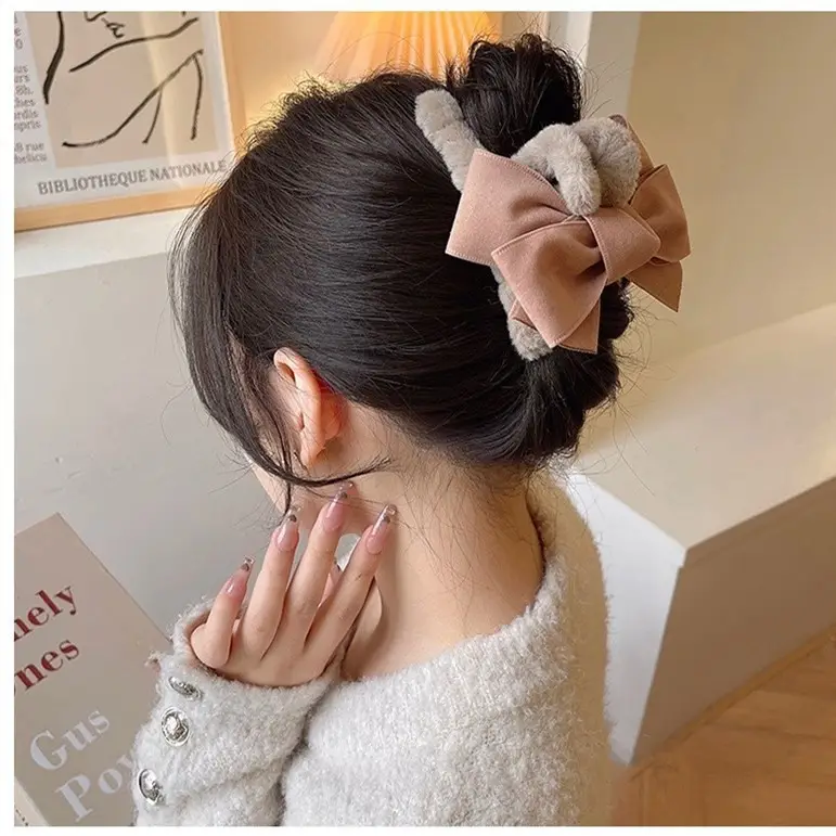 Elegant Pearl Clip Hairpin with Metal Clamp - Image 124