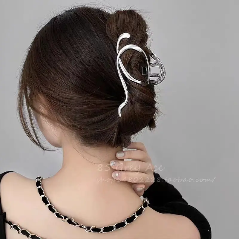 Elegant Pearl Clip Hairpin with Metal Clamp - Image 143