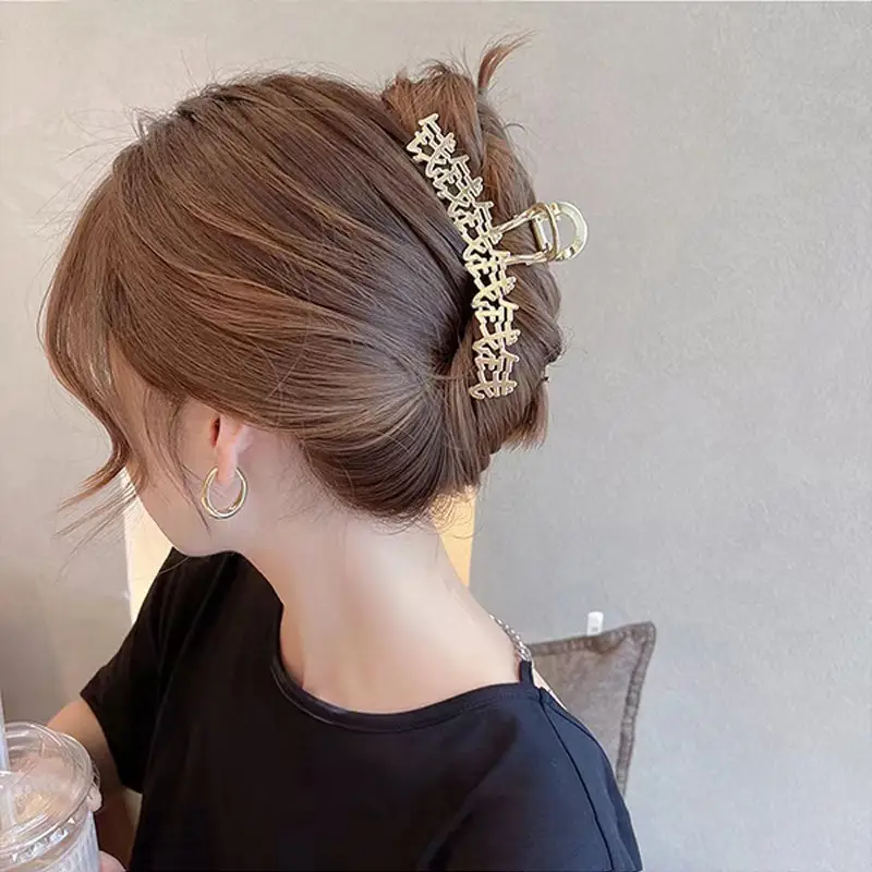 Elegant Pearl Clip Hairpin with Metal Clamp - Image 99