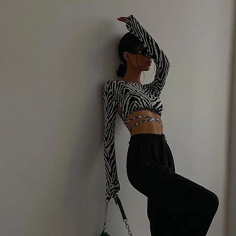 Casual Crop Top with Backless Design for Women — feature 6