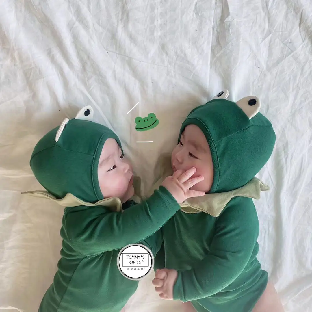 Baby Frog Fleece Suit Two-Piece Set Green - Image 4
