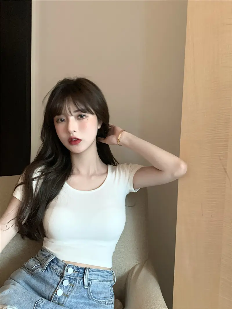 Women Black Crop Top Short Sleeve 2025 — feature 4