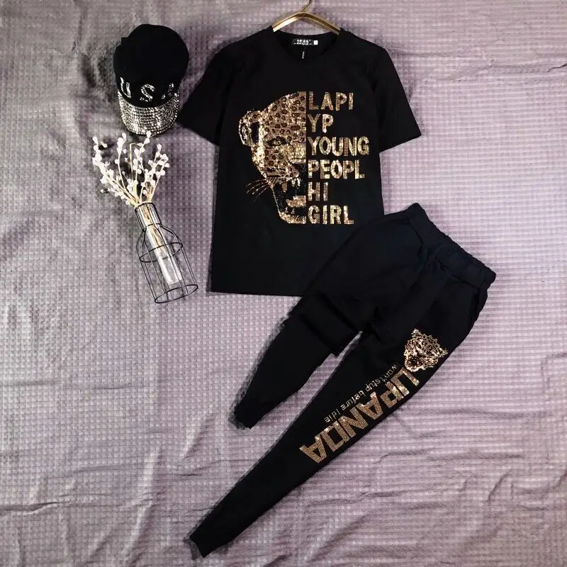 Black Graphic Women's Summer Suit with Gold Chain & Leopard Print