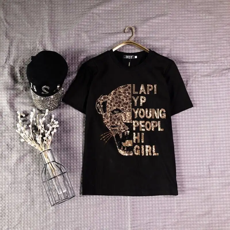 Black Graphic Women's Summer Suit with Gold Chain & Leopard Print
