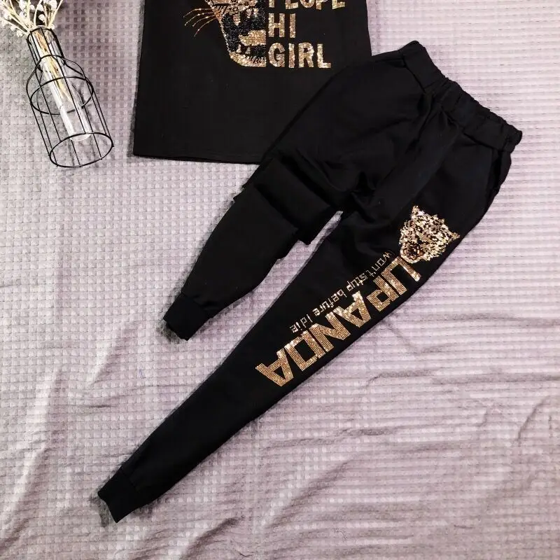 Black Graphic Women's Summer Suit with Gold Chain & Leopard Print