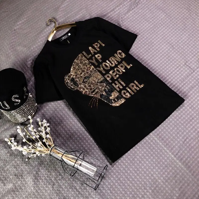 Black Graphic Women's Summer Suit with Gold Chain & Leopard Print — feature 6