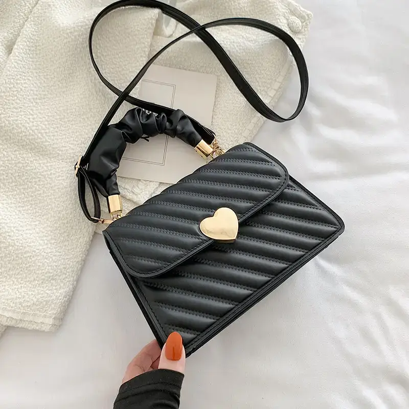 Fashion Texture Pleated Shoulder Crossbody Bag Beige 2022 - Image 4