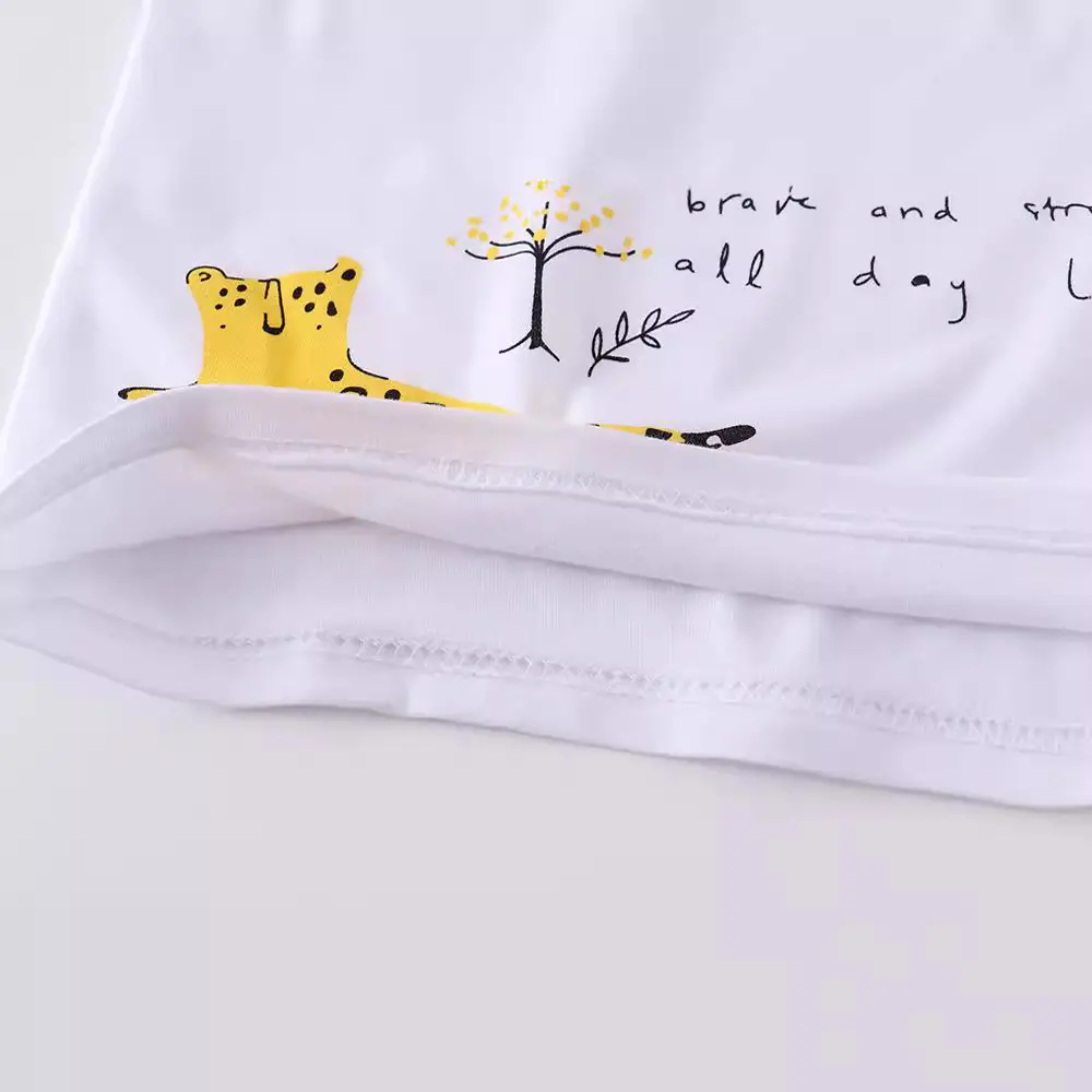 White Short Sleeve T-Shirt for Boys Medium Small