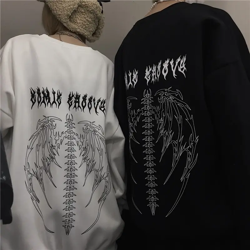 Black Fleece Hoodie with Retro Flame & Skull Design for Men Women