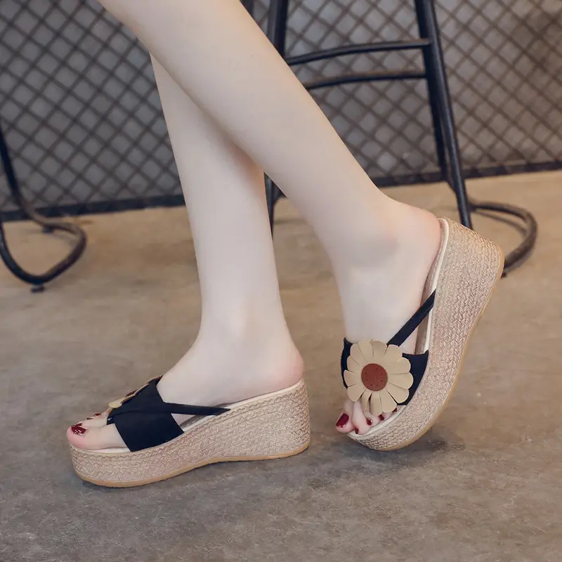 Korean Style Floral Flip Flops Women 2023