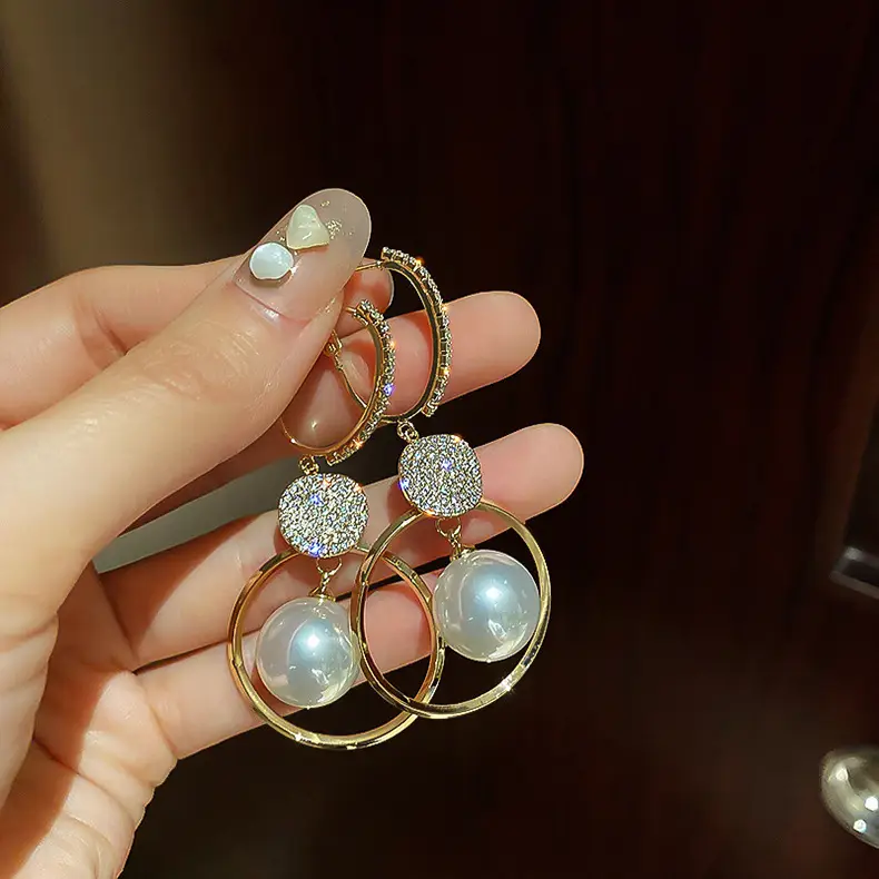 Women's Pearl Circle Pearl Drop Earrings Gold Plated — feature 7