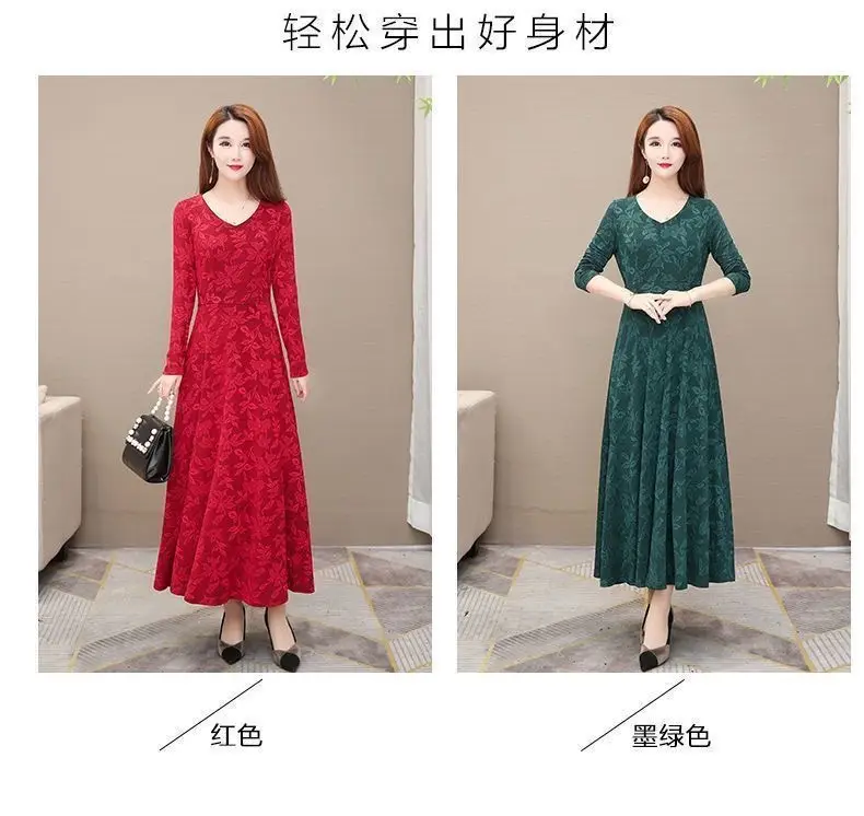 Elegant Green Long Sleeve V-Neck Dress for Women - Image 4