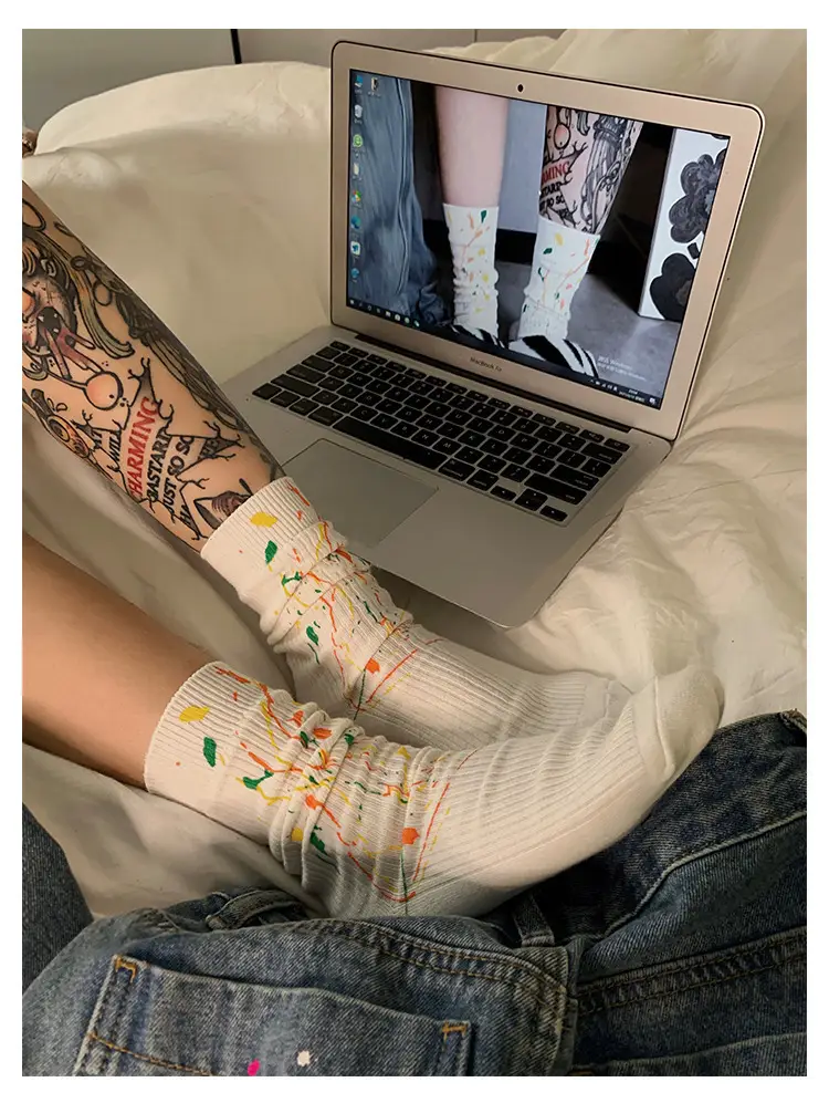 White Socks for Women, Mid-Calf Socks for Spring and Summer, Japanese Style Splash-Ink Graffiti Hip-Hop Couple Style Long Socks, Men's Trendy Casual Cotton Socks