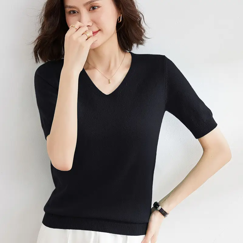 Green Knitted V-Neck Short Sleeve Pullover for Women - Image 3