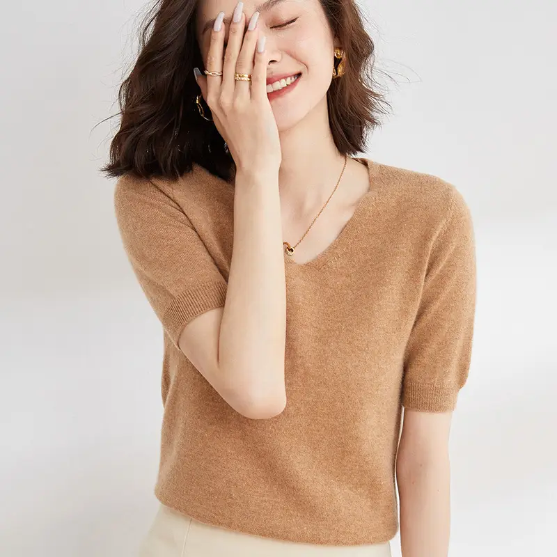 Green Knitted V-Neck Short Sleeve Pullover for Women - Image 5