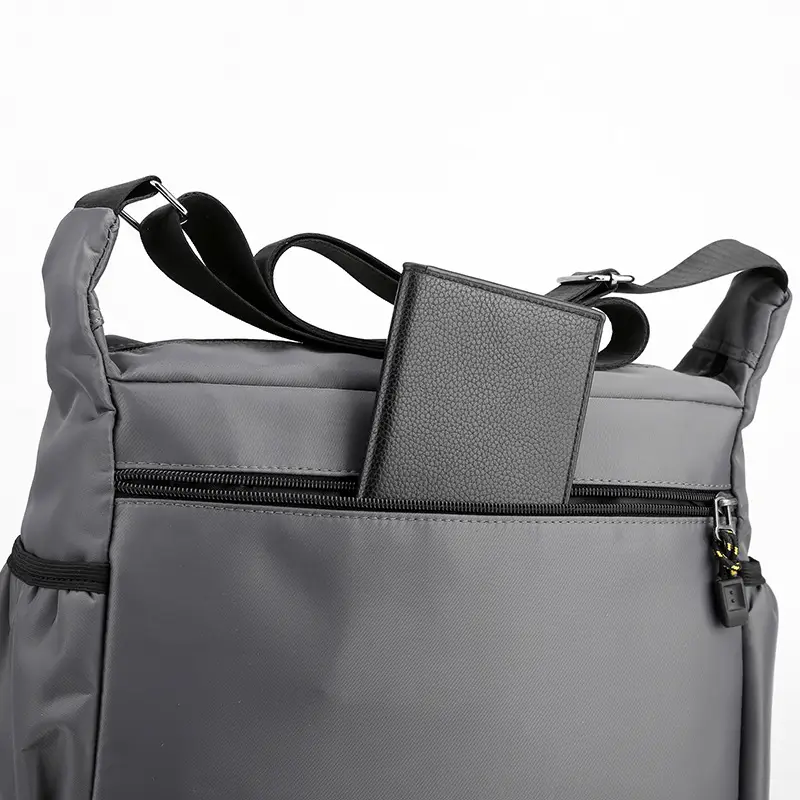 New Men's Casual Crossbody Bag Large Capacity Lightweight Oxford Cloth - Image 9