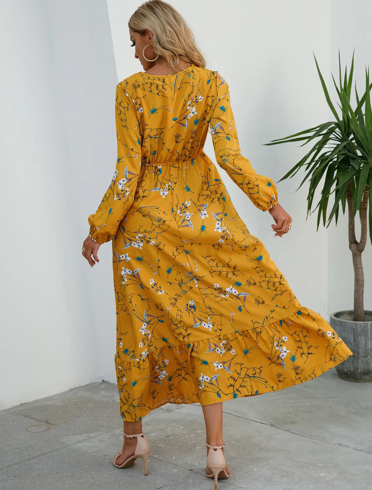 Women Floral Long Dress Black Spring 2022 - Image 26
