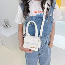 Little Princess Crossbody Bag with Pearl Chain — feature 23