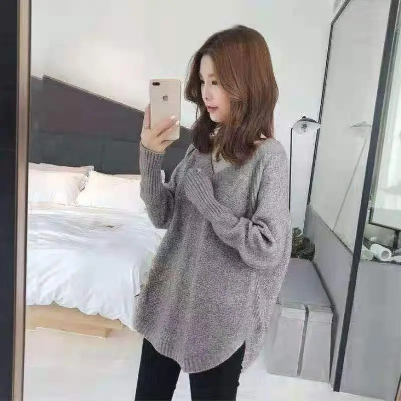 Women Loose V-Neck Sweater Black 2022 - Image 5
