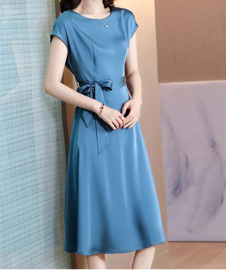 Women's Blue Short-Sleeve Loose Slim Fit Dress — feature 5