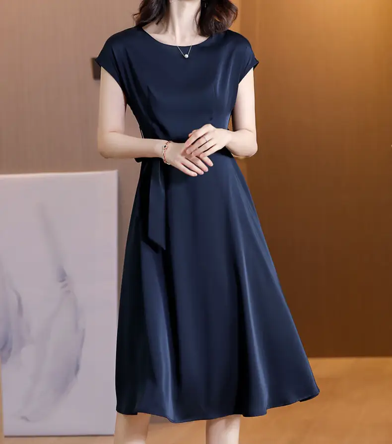 Women's Blue Short-Sleeve Loose Slim Fit Dress — feature 7