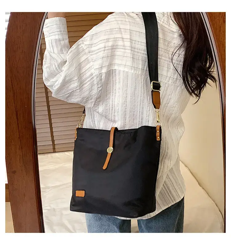 Korean Style Crossbody Bag Cream Nylon 2025 — feature 103