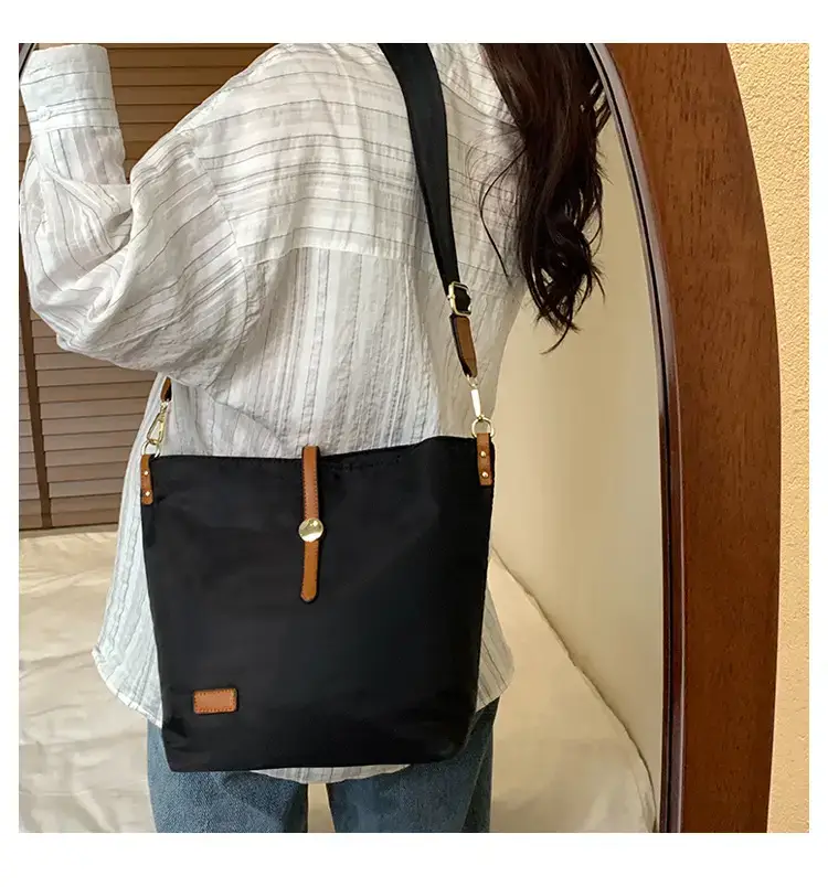 Korean Style Crossbody Bag Cream Nylon 2025 — feature 104