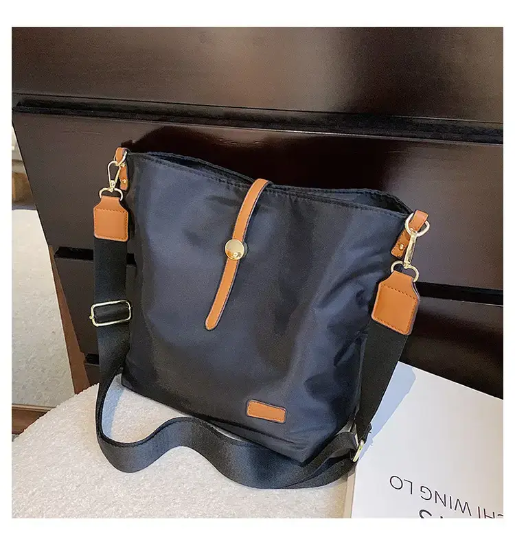 Korean Style Crossbody Bag Cream Nylon 2025 — feature 39