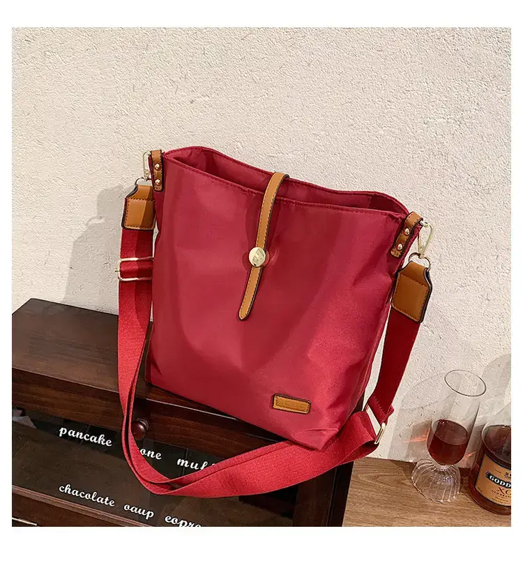 Korean Style Crossbody Bag Cream Nylon 2025 — feature 71