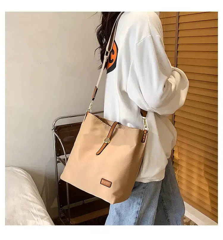 Korean Style Crossbody Bag Cream Nylon 2025 — feature 92