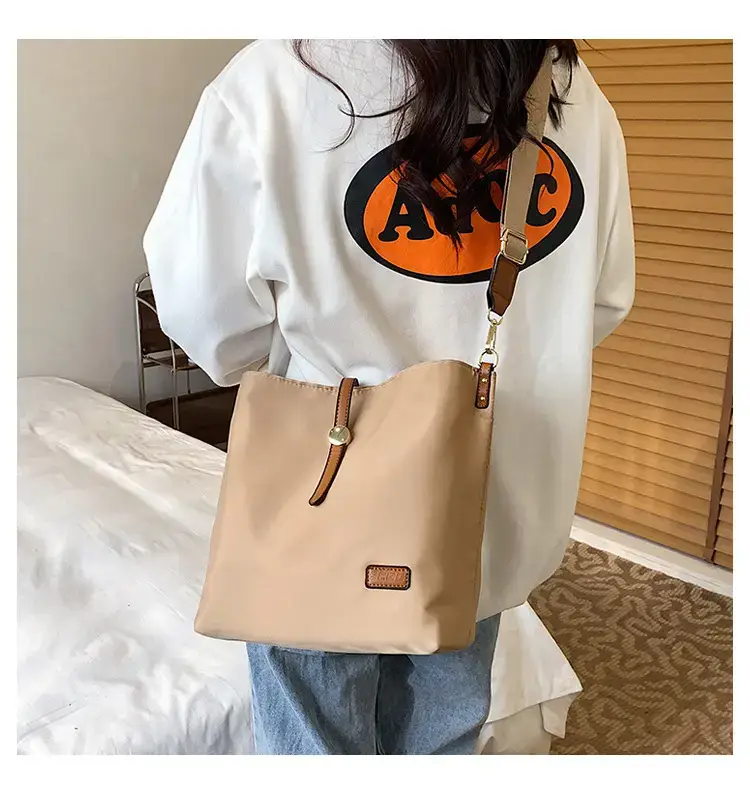 Korean Style Crossbody Bag Cream Nylon 2025 — feature 93