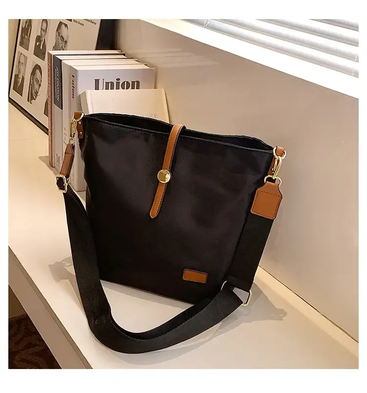 Korean Style Crossbody Bag Cream Nylon 2025 — feature 98