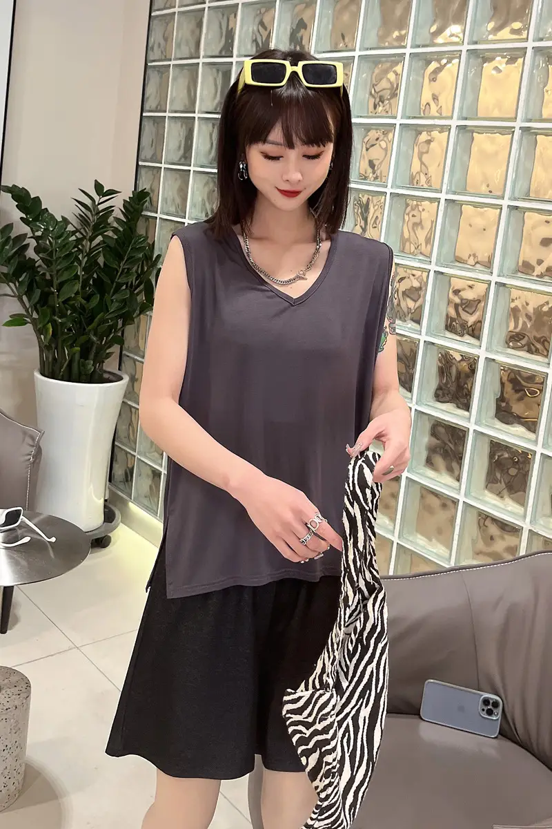 Women Sleeveless V-Neck T-Shirt Pink — feature 7