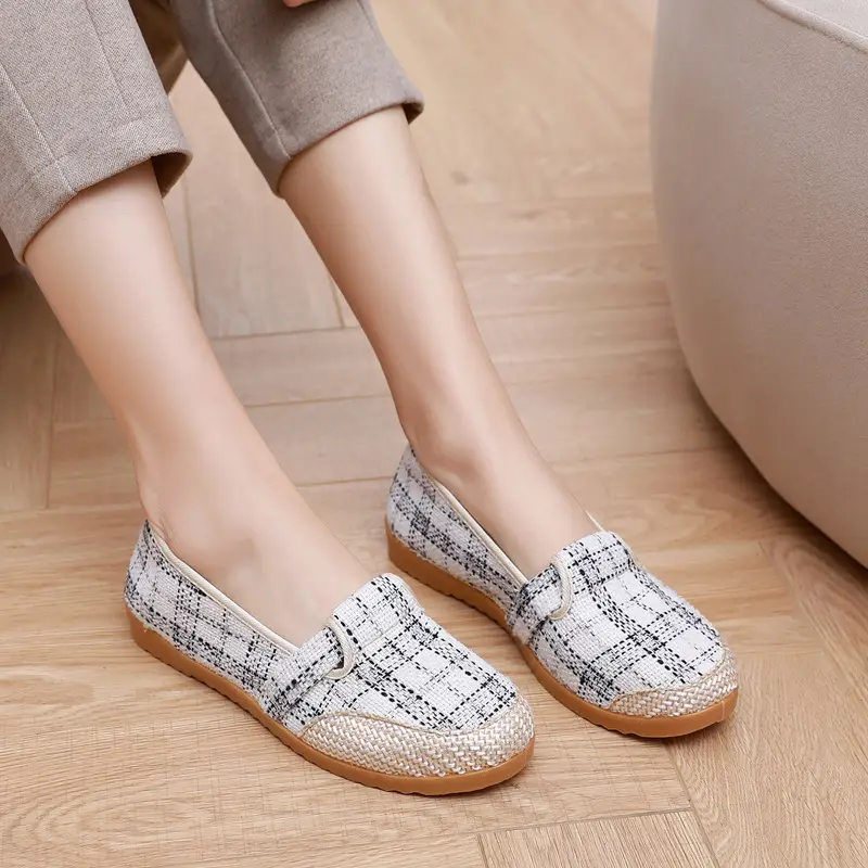 New Old Beijing Cloth Shoes for Middle-aged and Elderly Mothers Shoes with Beef Sole Non-slip Soft Sole Single-layer Shoes Women's Round-toe Shallow Mouth Shoes for the Elderly - Image 6