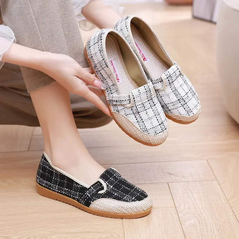 New Old Beijing Cloth Shoes for Middle-aged and Elderly Mothers Shoes with Beef Sole Non-slip Soft Sole Single-layer Shoes Women's Round-toe Shallow Mouth Shoes for the Elderly - Image 7