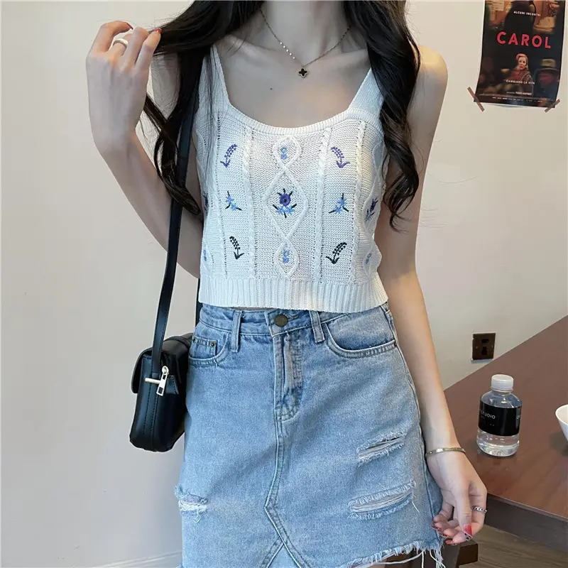 Women's Yellow Embroidered Knitted Camisole Short Top