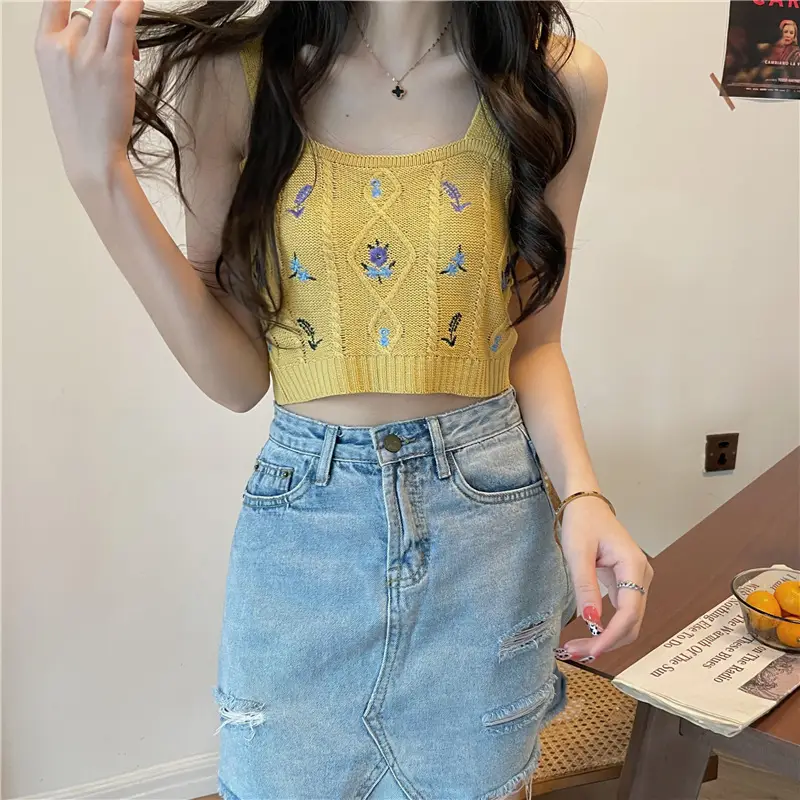 Women's Yellow Embroidered Knitted Camisole Short Top