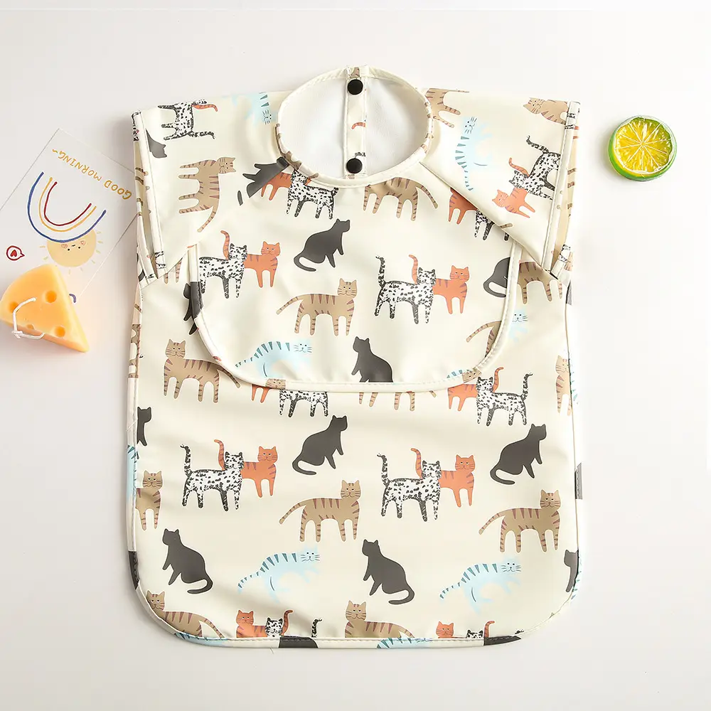 Sleeveless Top Pocket-Colored Cat