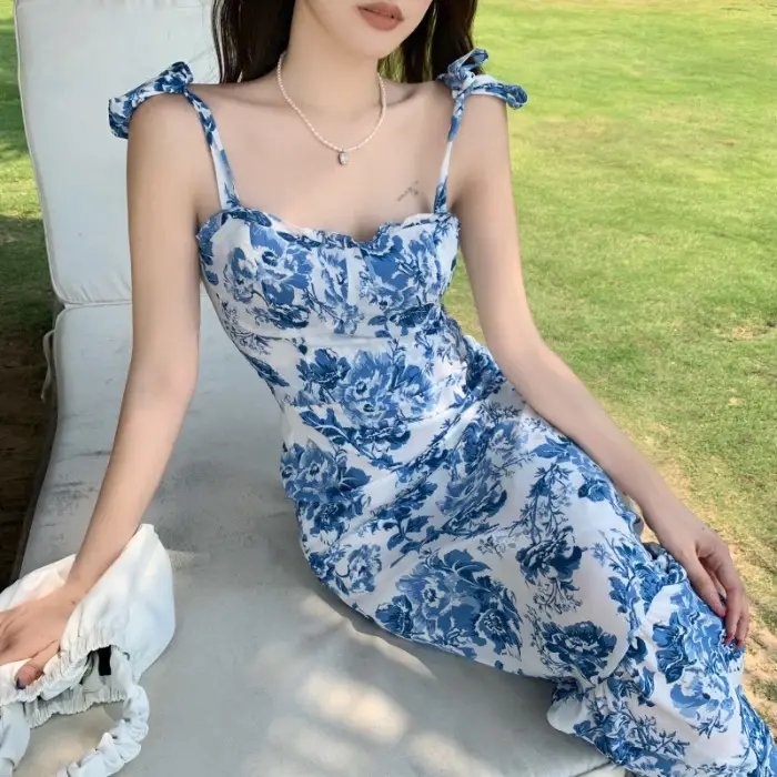 2023 Summer Floral Fitted Dress for Women with Fishtail Design - Image 3