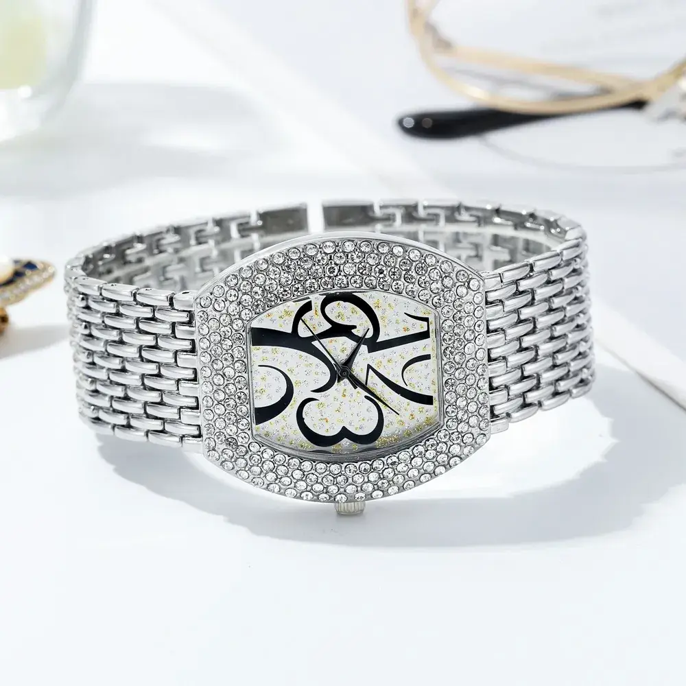 Luxury Rhinestone Women's Watch with Diamond Band - Image 5