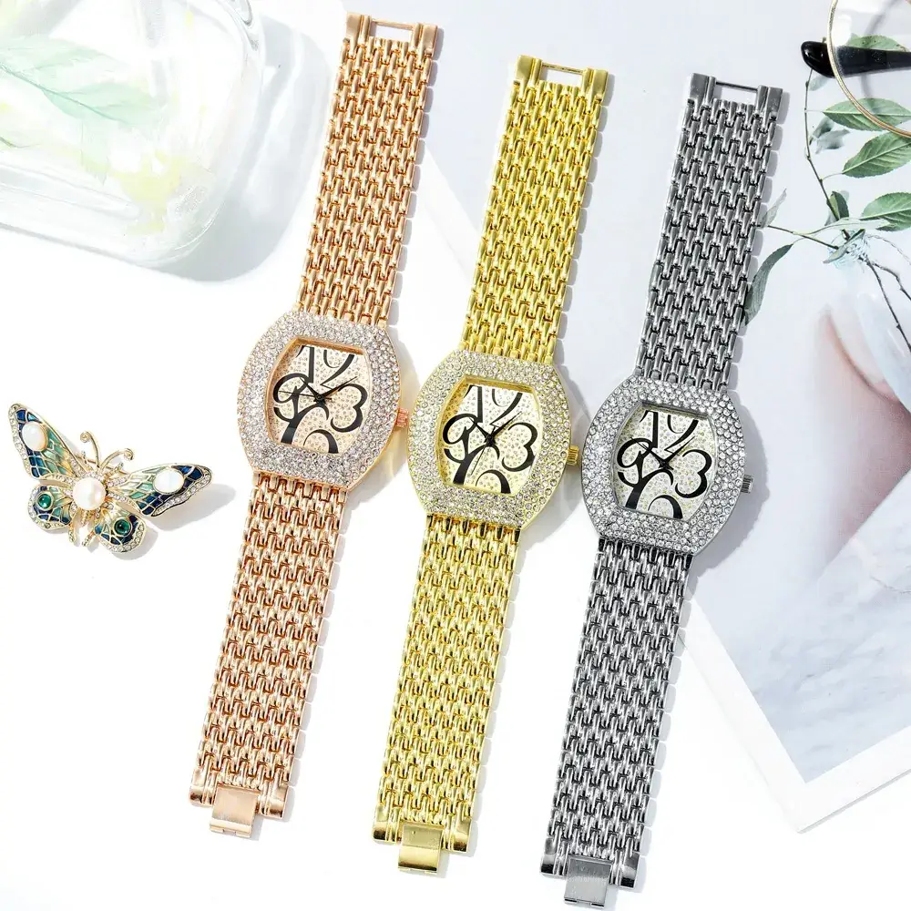 Luxury Rhinestone Women's Watch with Diamond Band - Image 8