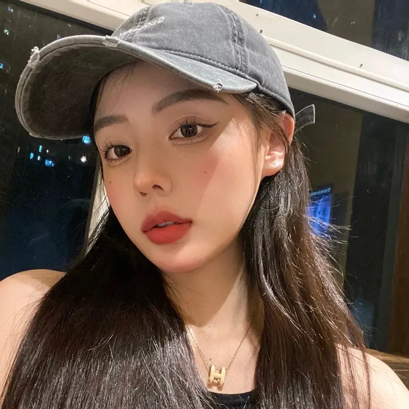Women's Black Embroidered Baseball Cap Stougeis - Image 7