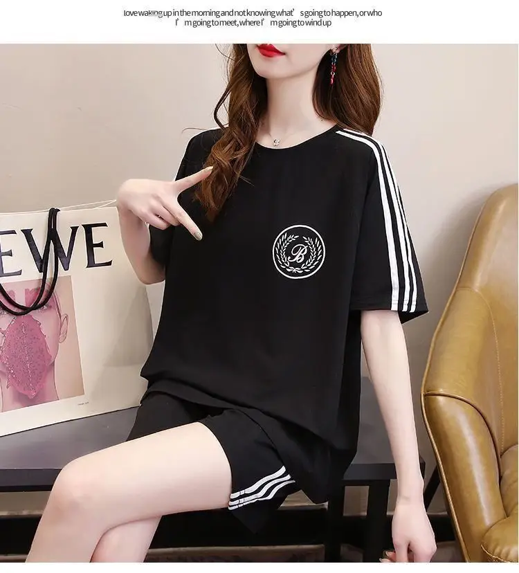 Red Student Casual Shorts Set Women Loose Fit — feature 15