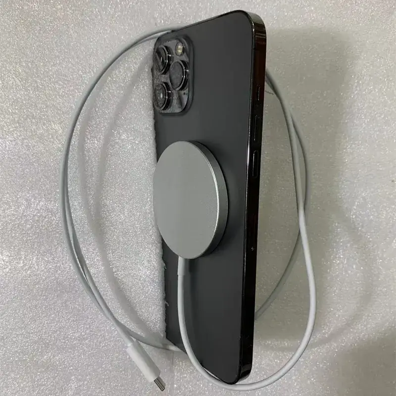 MagSafe 15W Wireless iPhone Charger for Pro Max - Image 4